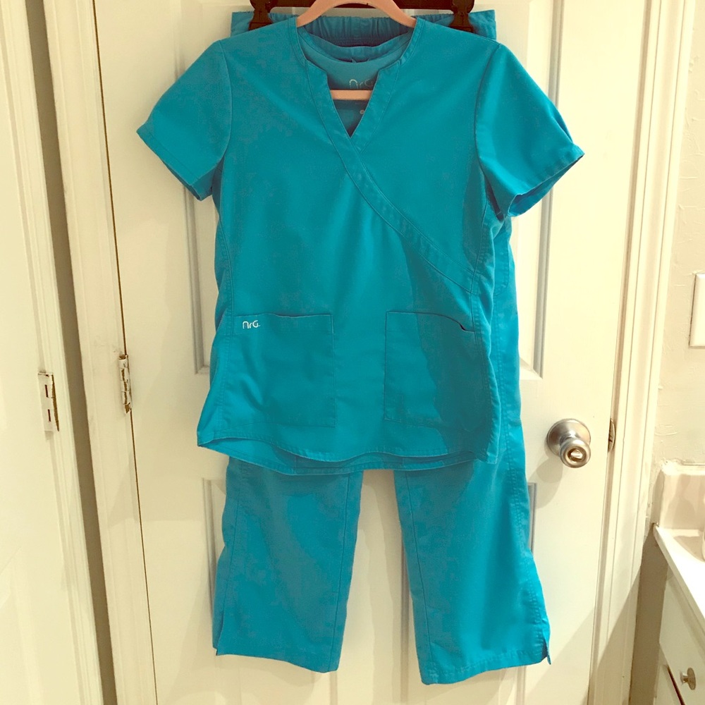NRG by barco scrubs